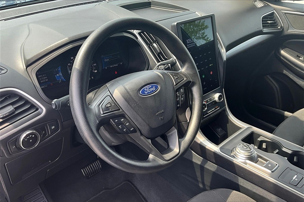 2024 Ford Edge SE - Photo 8