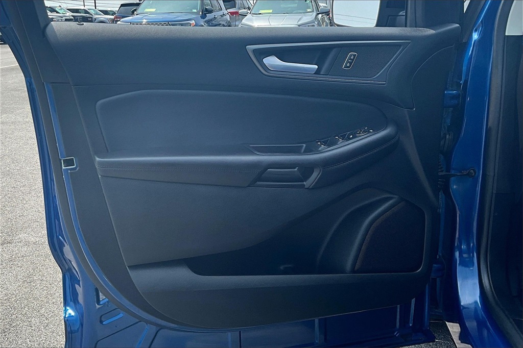 2024 Ford Edge SE - Photo 9