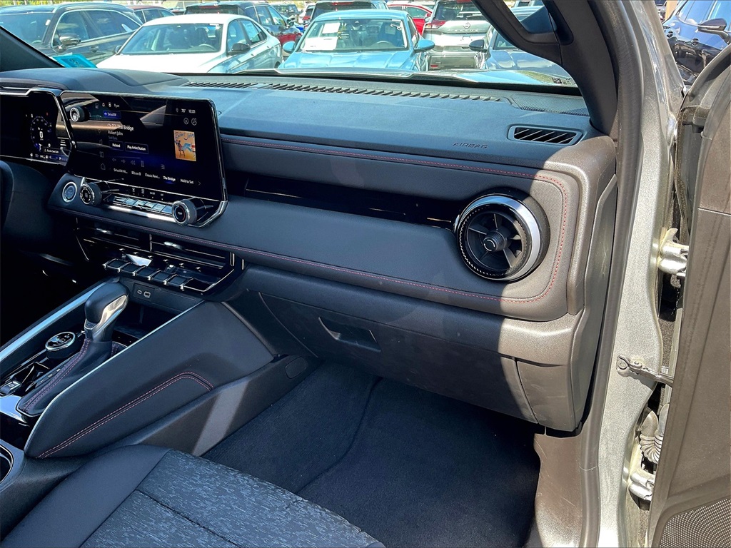 2024 Chevrolet Colorado Z71 - Photo 12