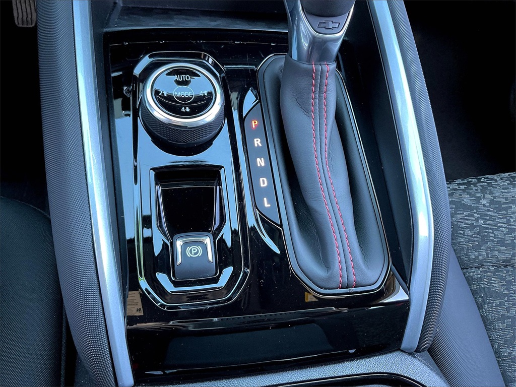 2024 Chevrolet Colorado Z71 - Photo 32