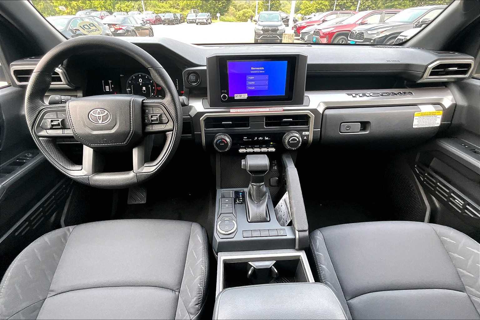 2025 Toyota Tacoma SR5 - Photo 12
