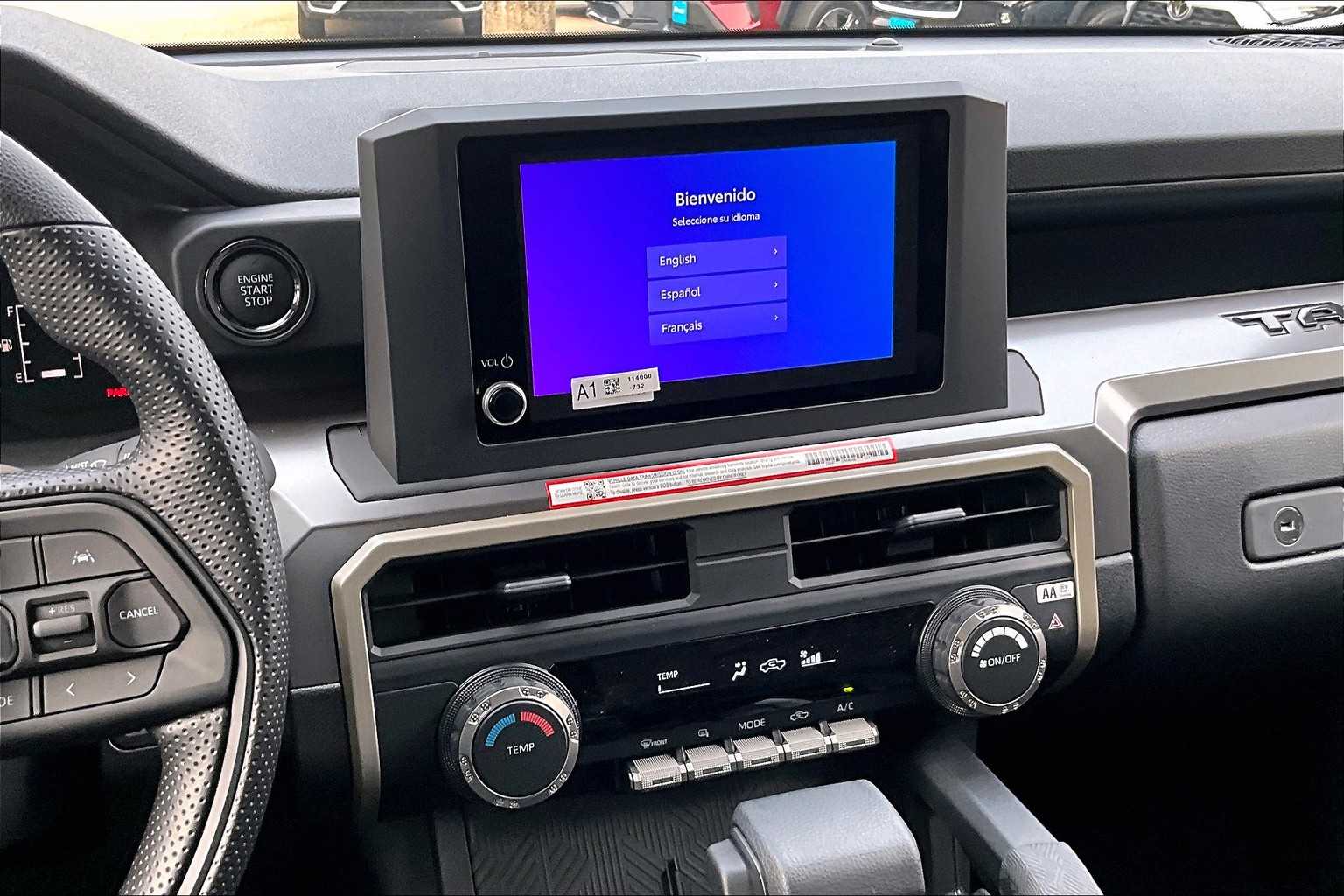 2025 Toyota Tacoma SR5 - Photo 13