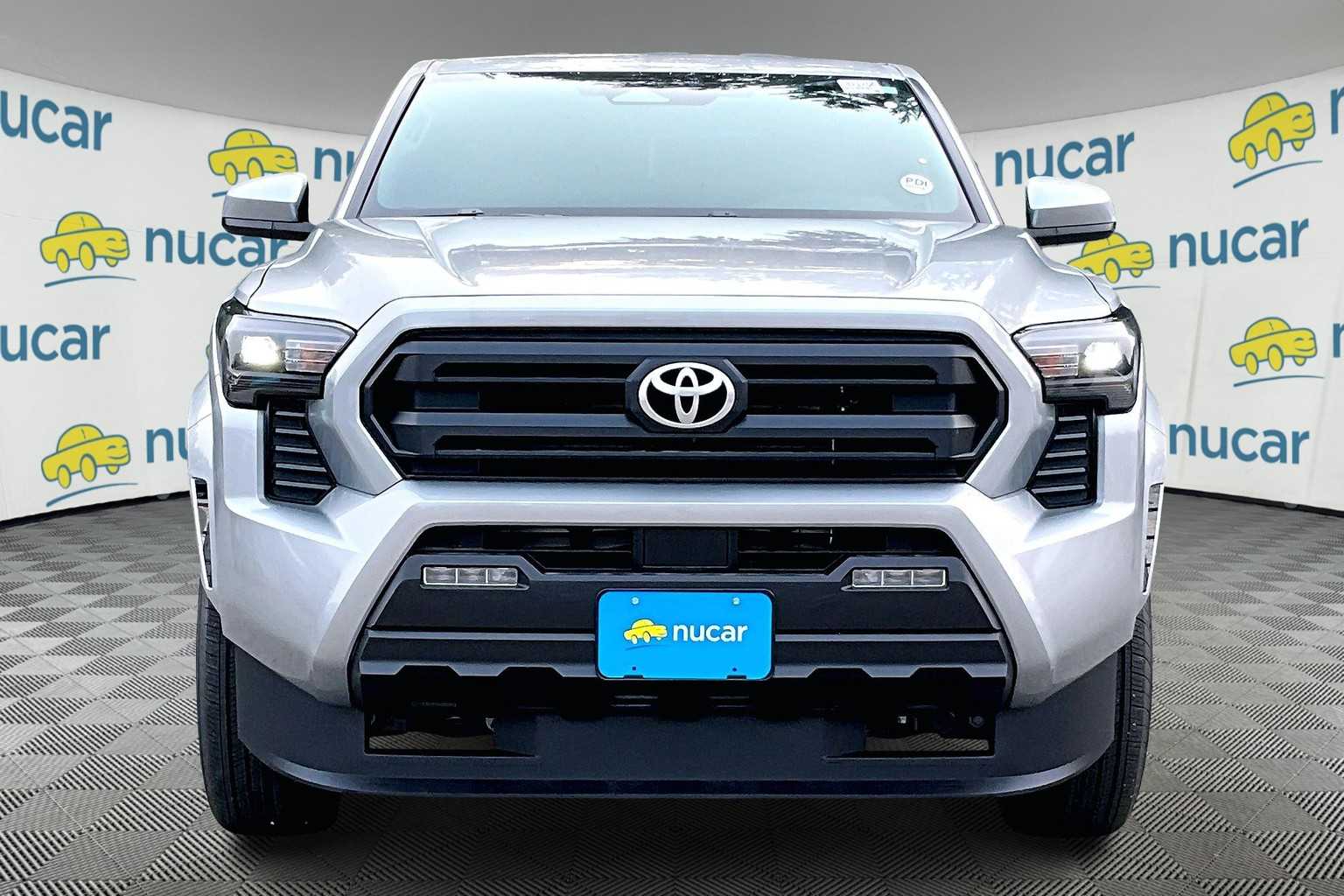 2025 Toyota Tacoma SR5 - Photo 3