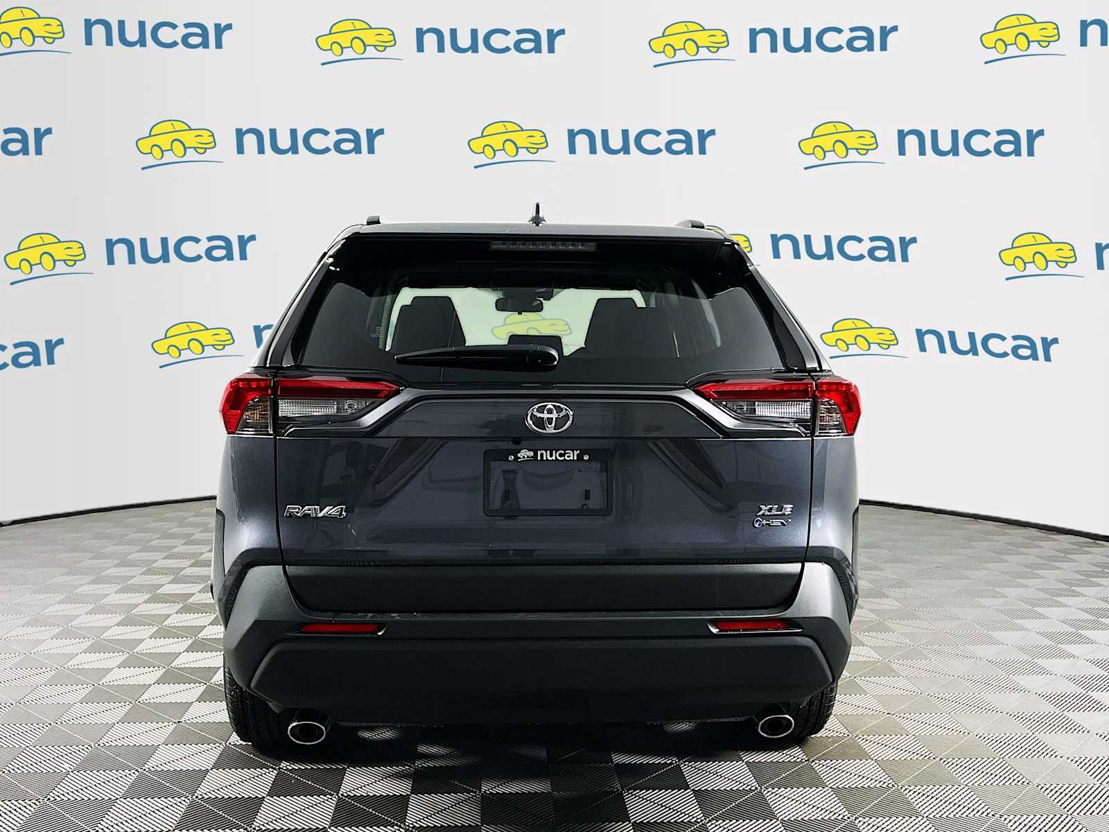 2025 Toyota RAV4 Hybrid XLE - Photo 5