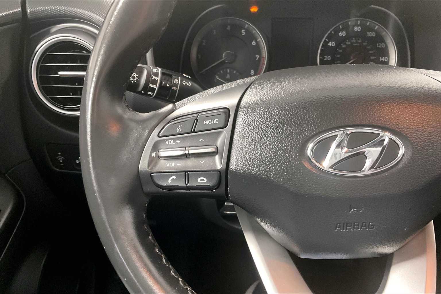 2021 Hyundai Kona Limited - Photo 23