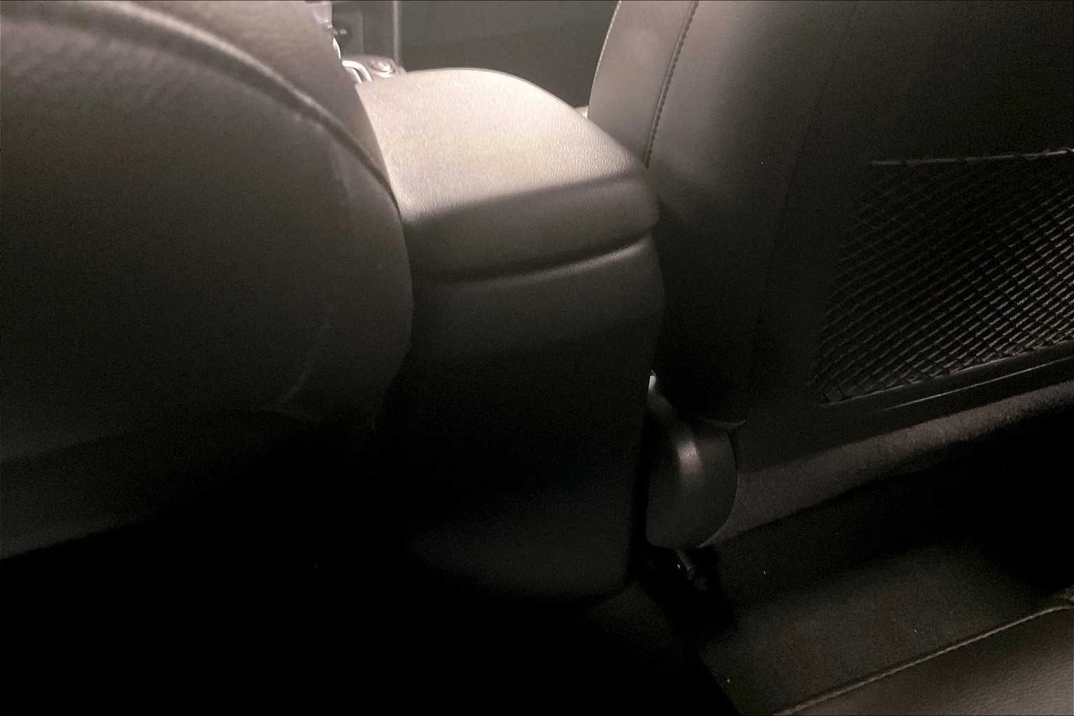 2021 Hyundai Kona Limited - Photo 28