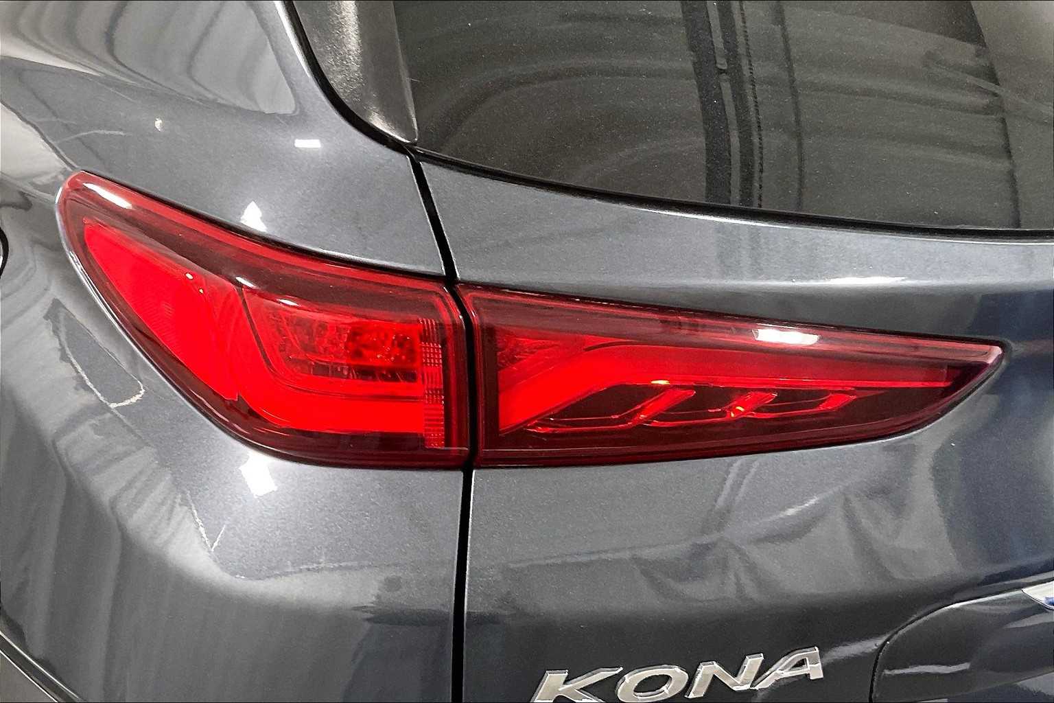 2021 Hyundai Kona Limited - Photo 34