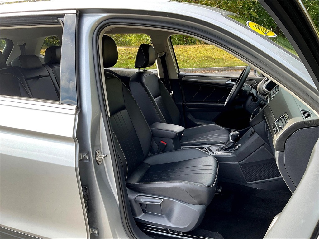2024 Volkswagen Tiguan 2.0T SE - Photo 11
