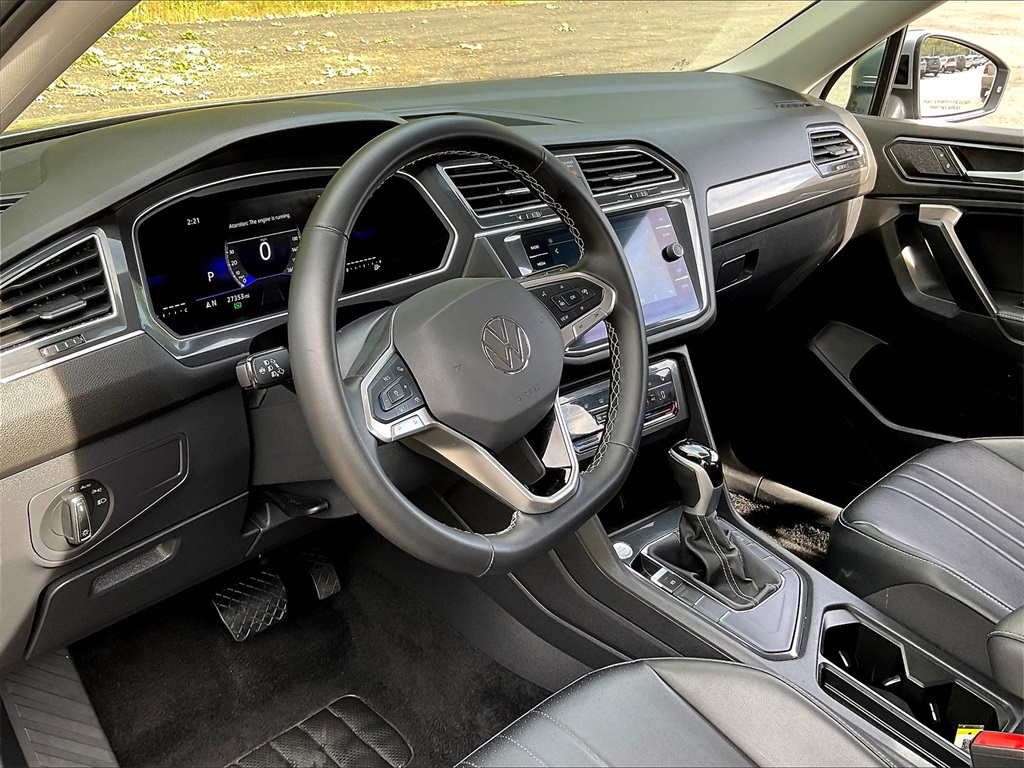 2024 Volkswagen Tiguan 2.0T SE - Photo 8