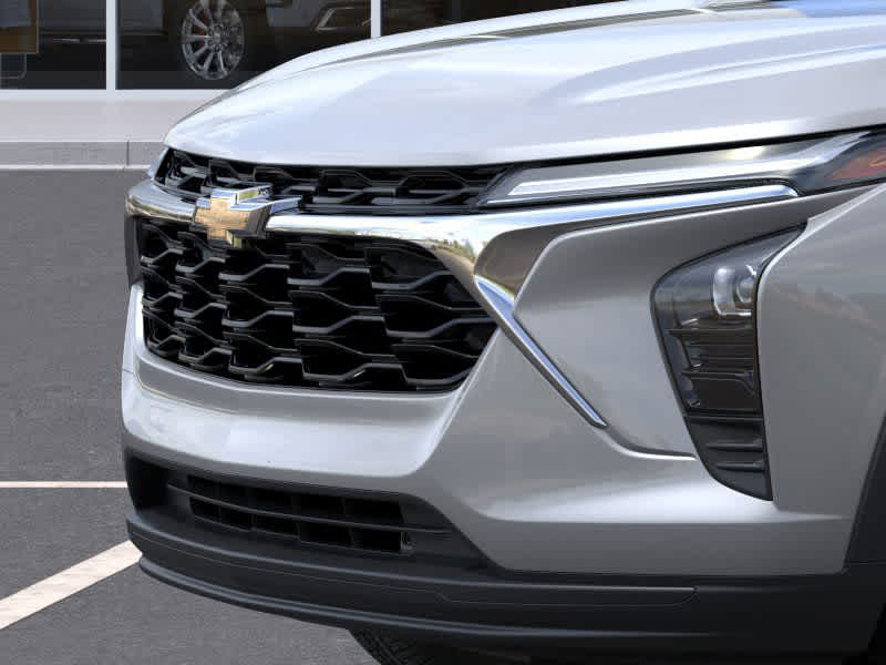 2025 Chevrolet Trax LS - Photo 13