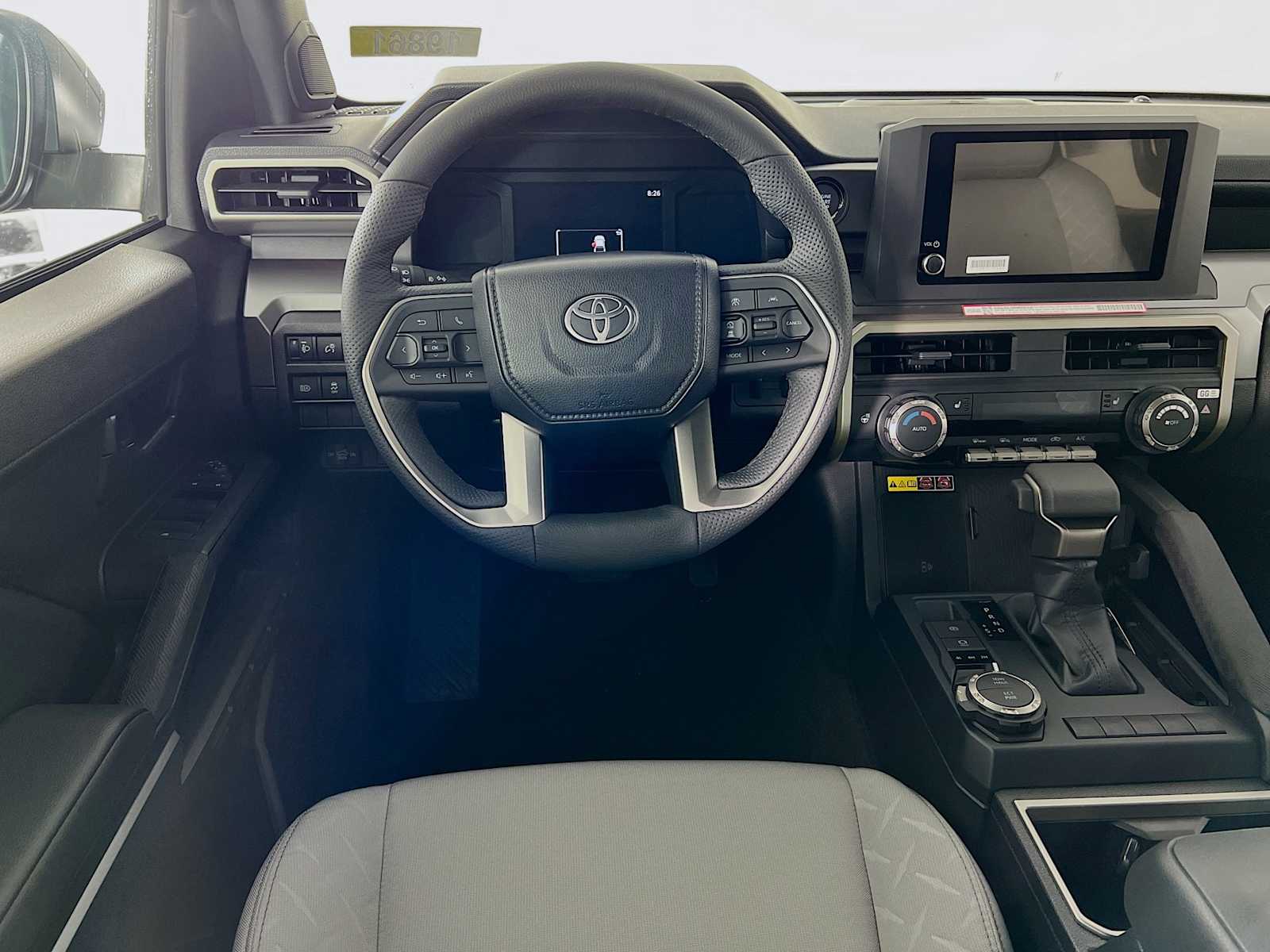 2025 Toyota Tacoma SR5 - Photo 14