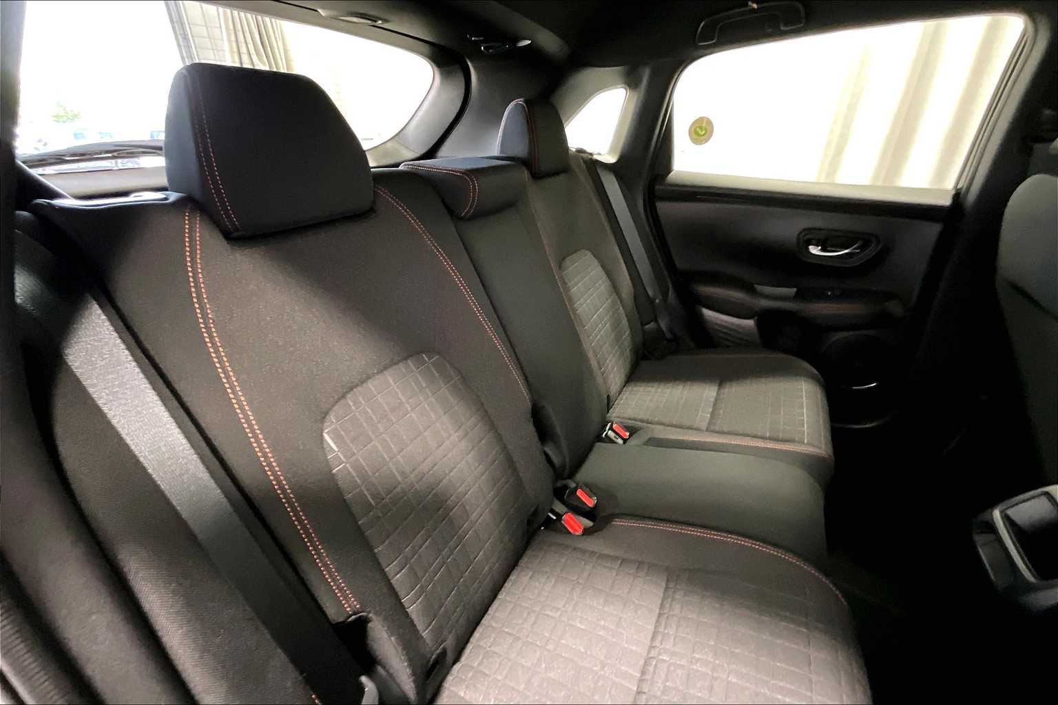 2025 Honda HR-V Sport - Photo 16