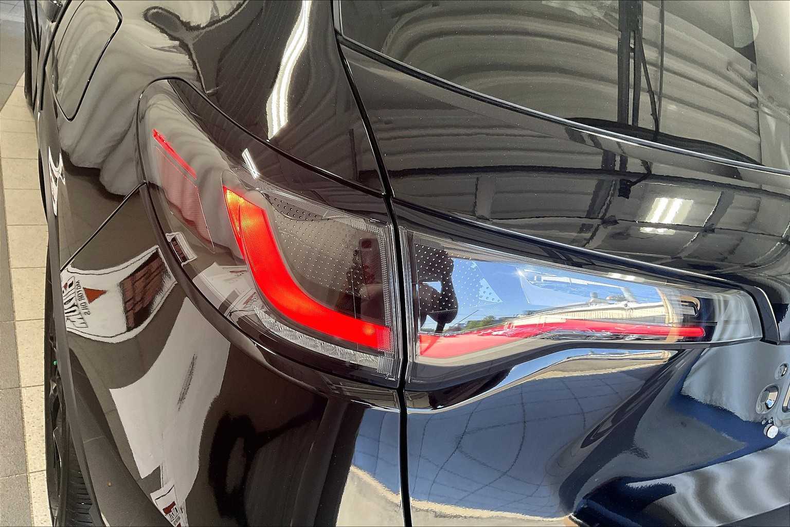 2025 Honda HR-V Sport - Photo 33