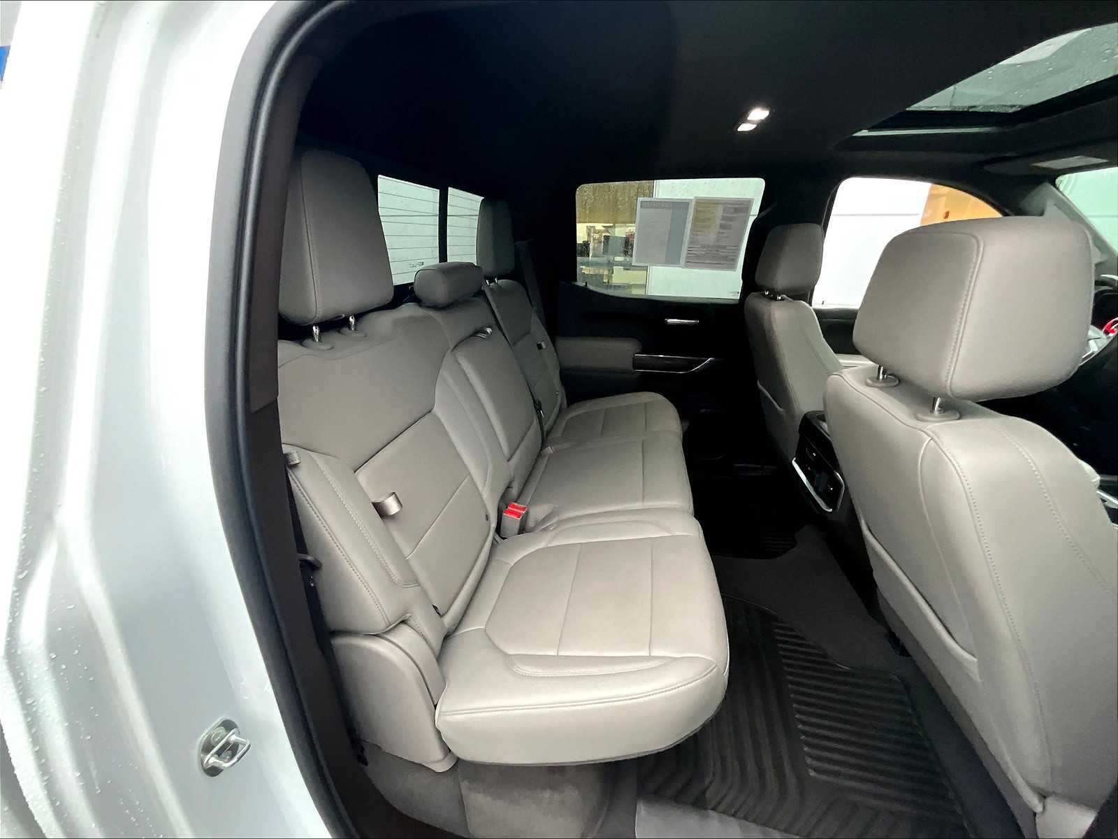 2020 Chevrolet Silverado 1500 LTZ - Photo 16