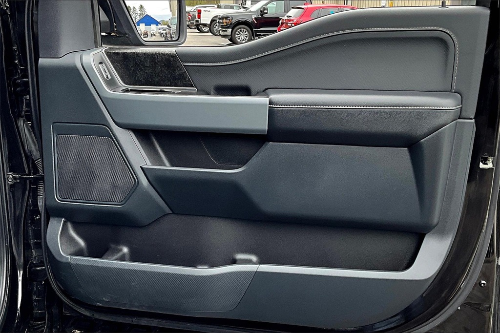 2023 Ford F-150 XLT - Photo 12