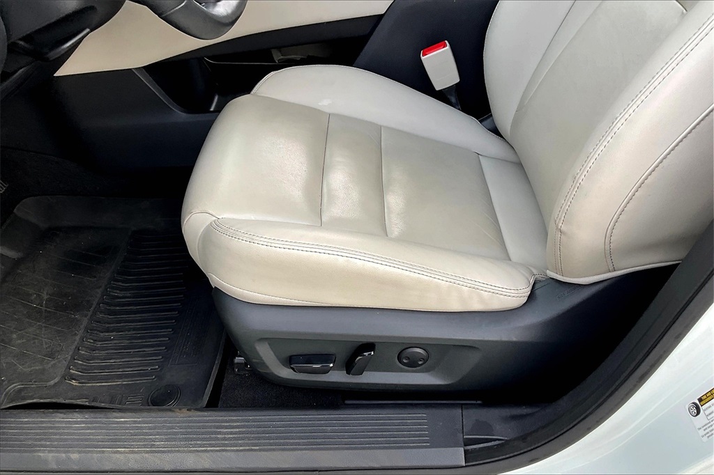 2023 Nissan Rogue SL - Photo 34