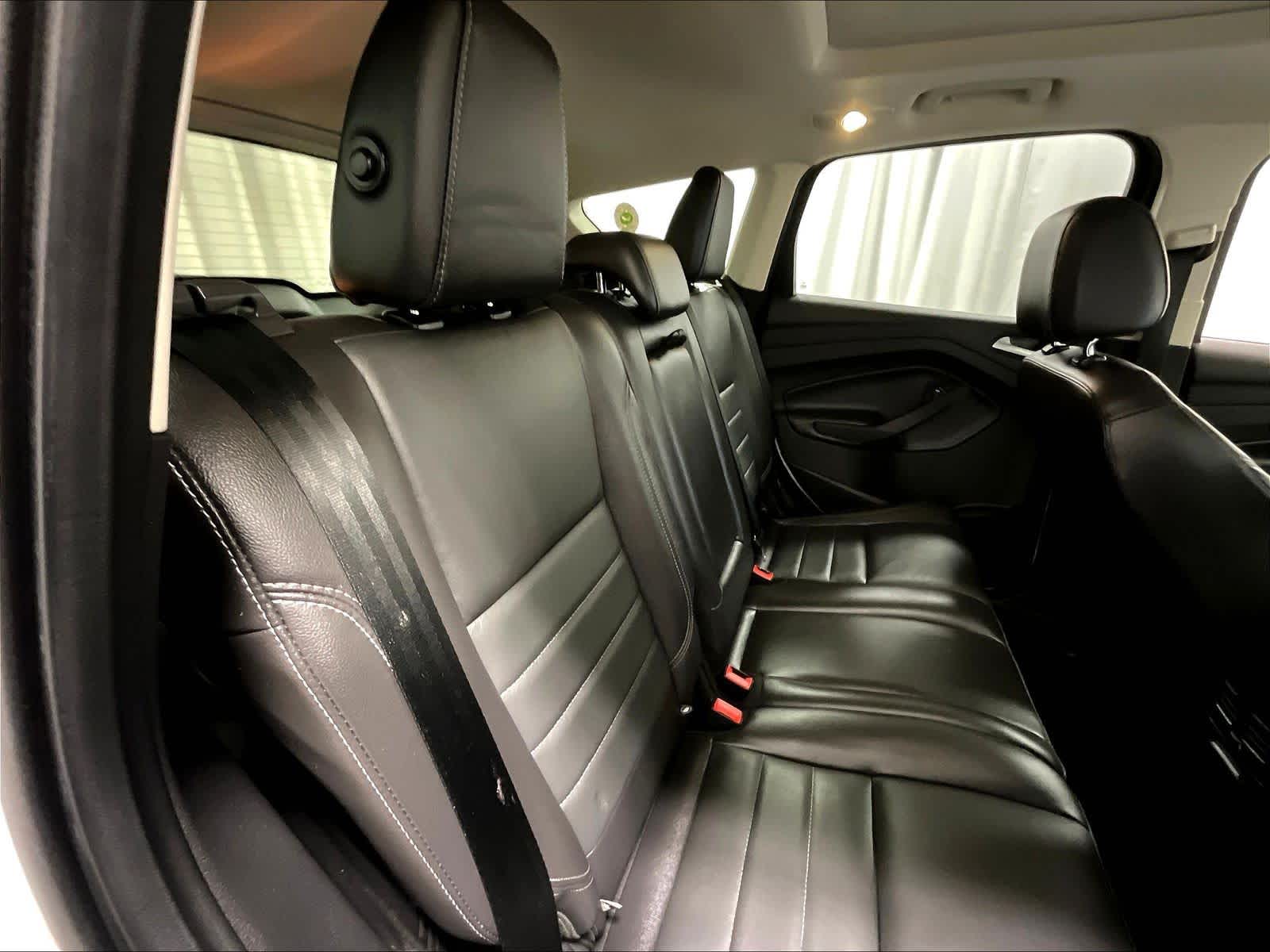 2016 Ford Escape SE - Photo 16