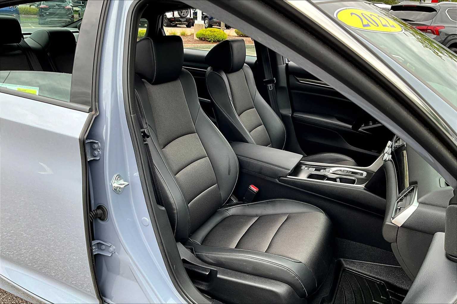 2022 Honda Accord Hybrid Sport - Photo 11