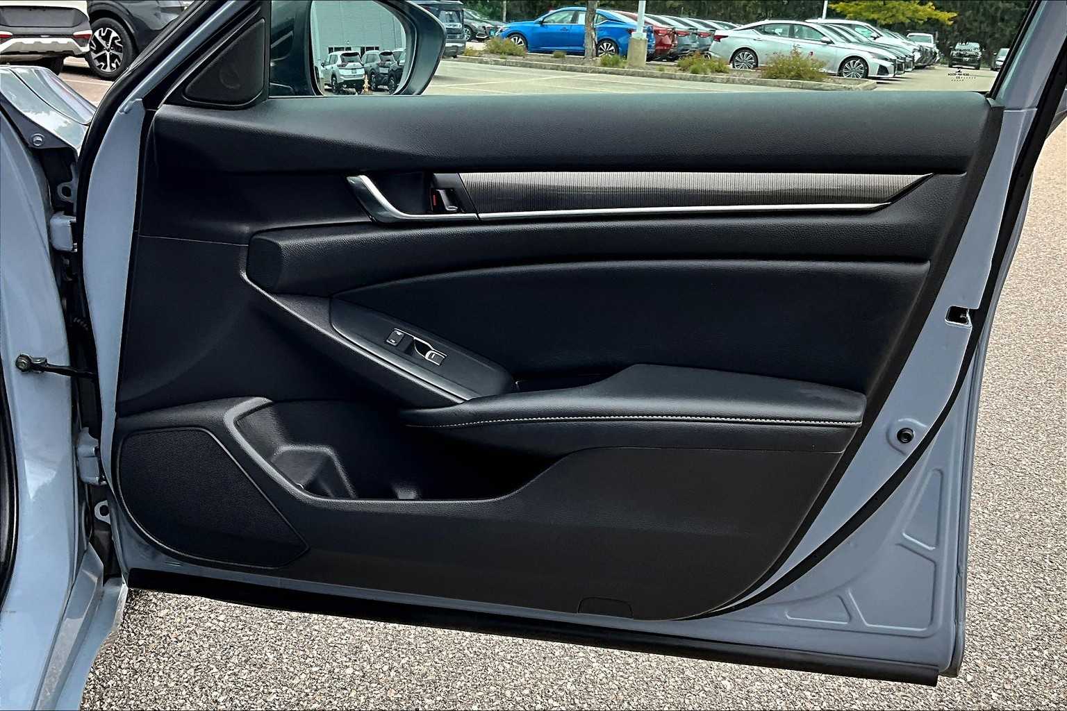 2022 Honda Accord Hybrid Sport - Photo 12