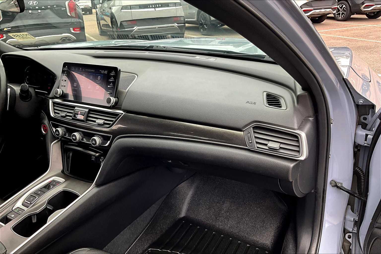 2022 Honda Accord Hybrid Sport - Photo 13