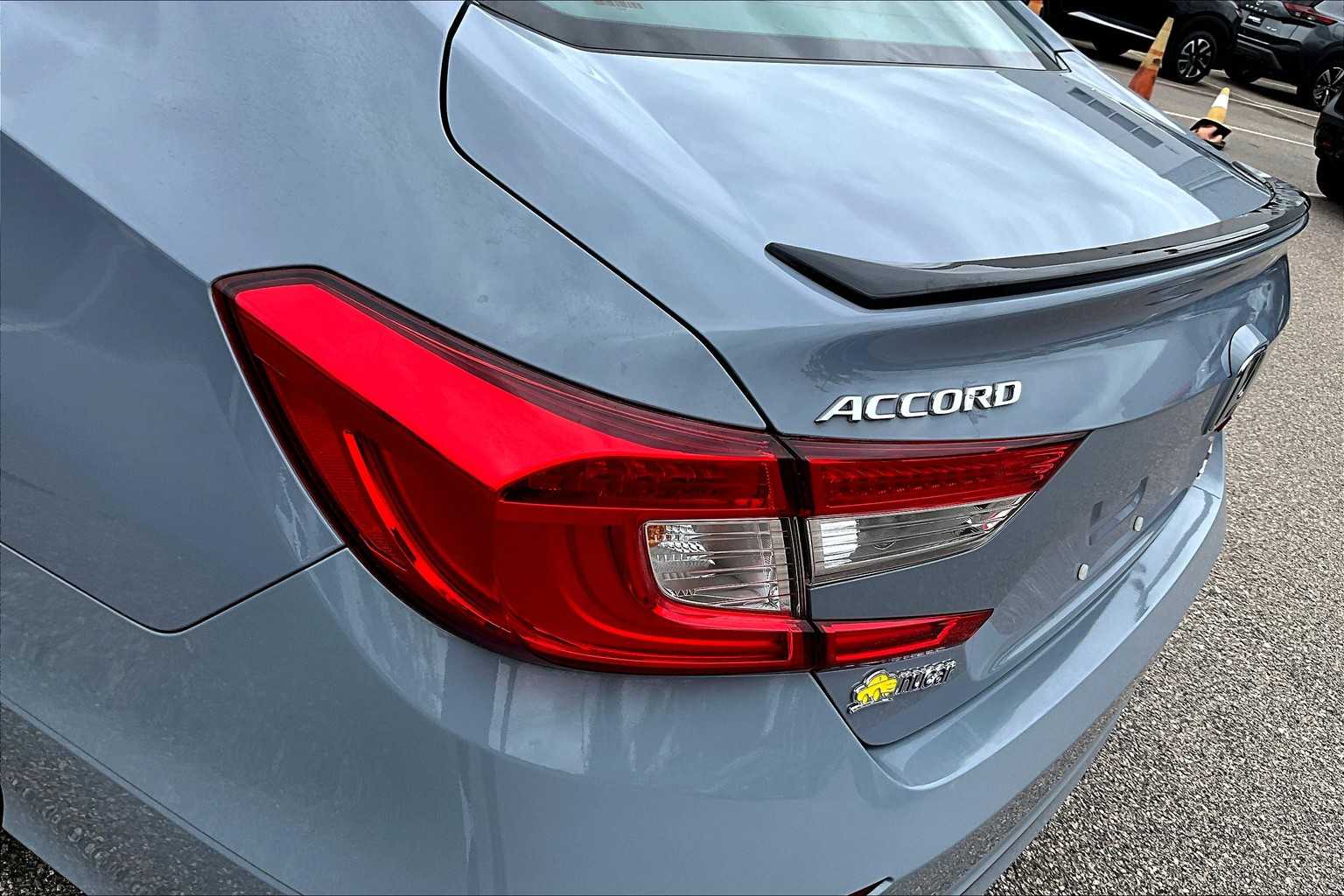 2022 Honda Accord Hybrid Sport - Photo 31