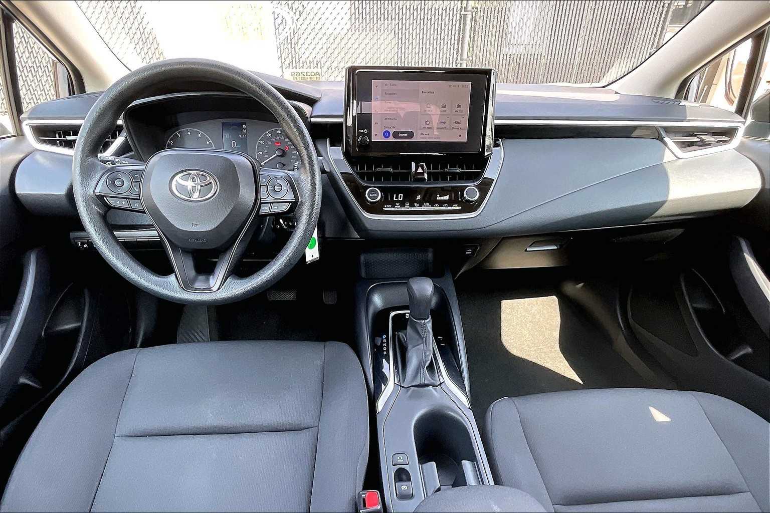 2023 Toyota Corolla LE - Photo 21
