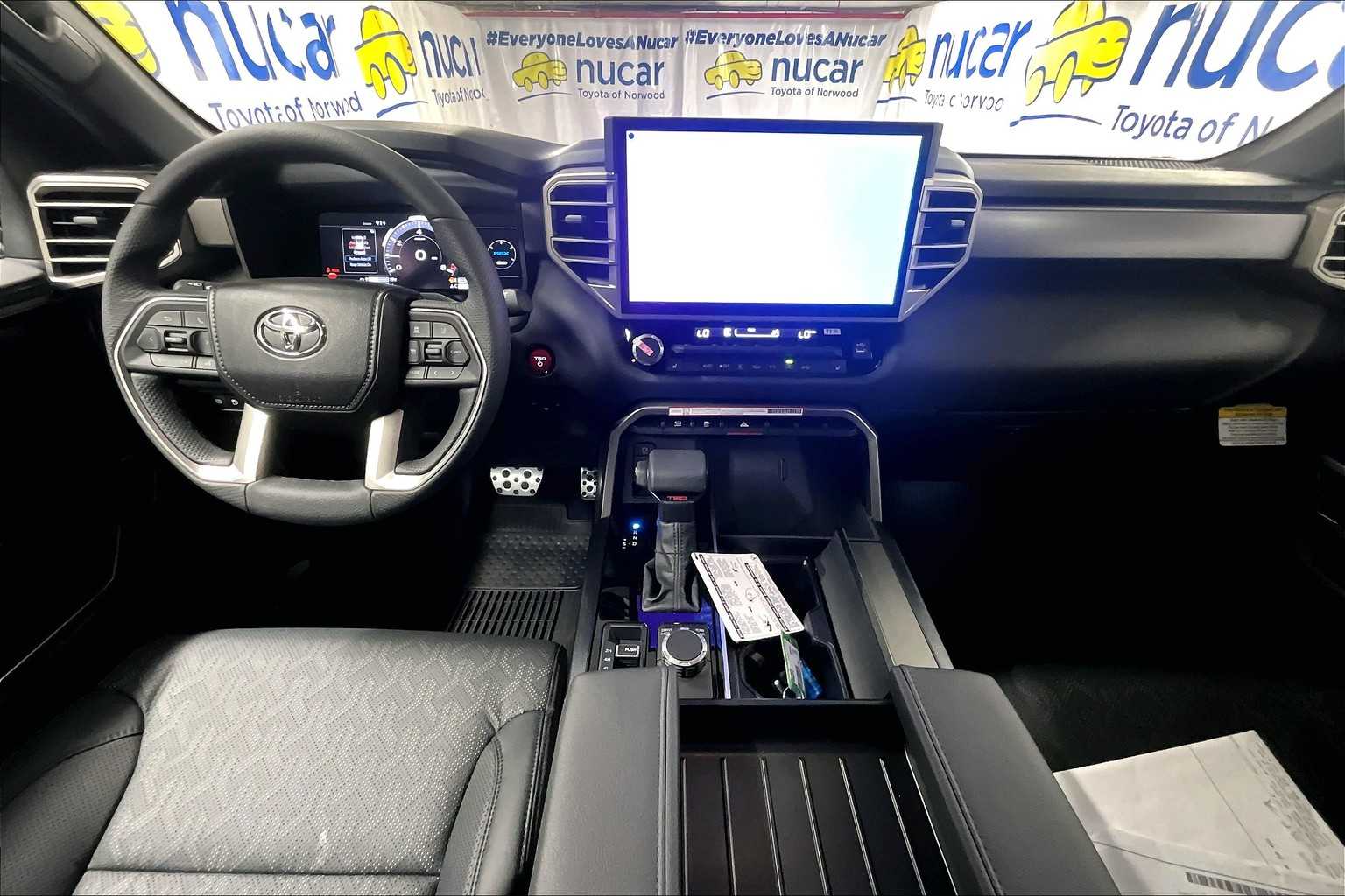 2025 Toyota Sequoia SR5 - Photo 12