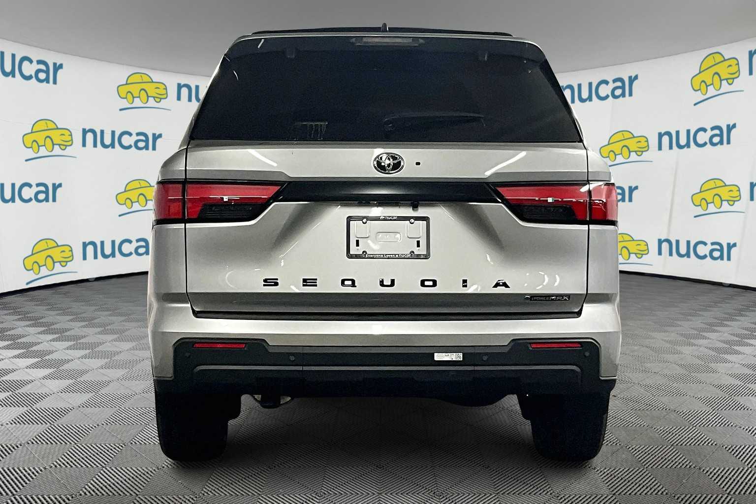 2025 Toyota Sequoia SR5 - Photo 6