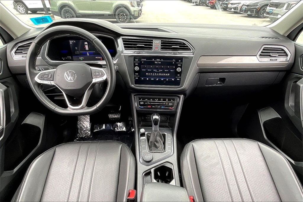 2022 Volkswagen Tiguan 2.0T SE - Photo 20