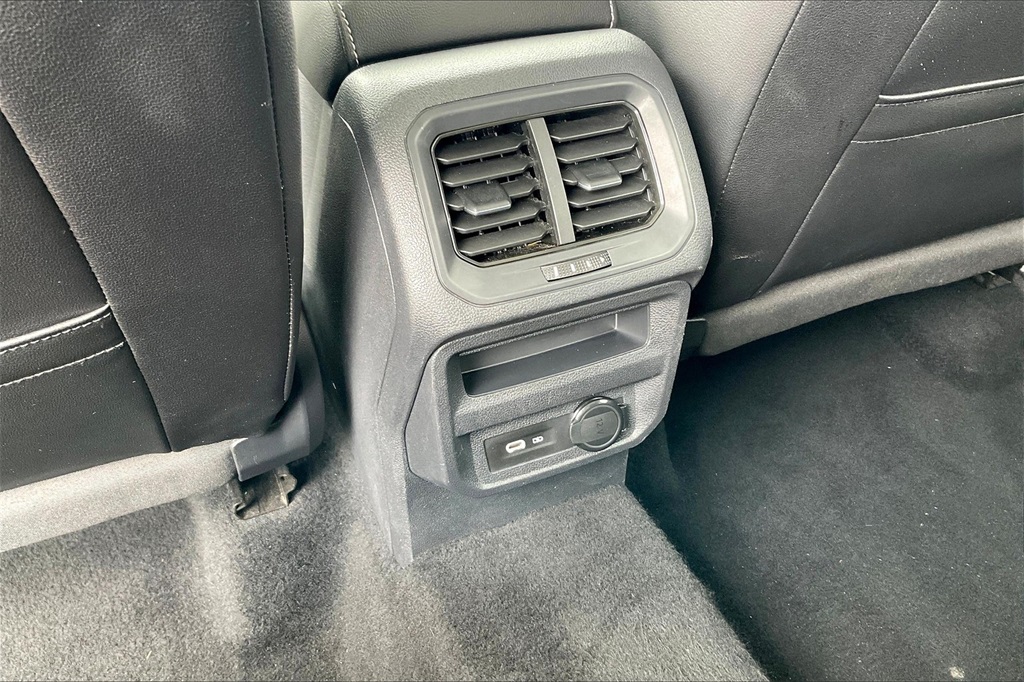 2022 Volkswagen Tiguan 2.0T SE - Photo 26