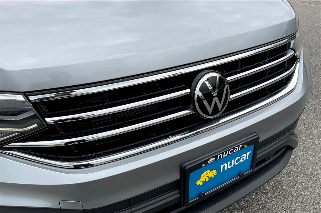 2022 Volkswagen Tiguan 2.0T SE - Photo 29