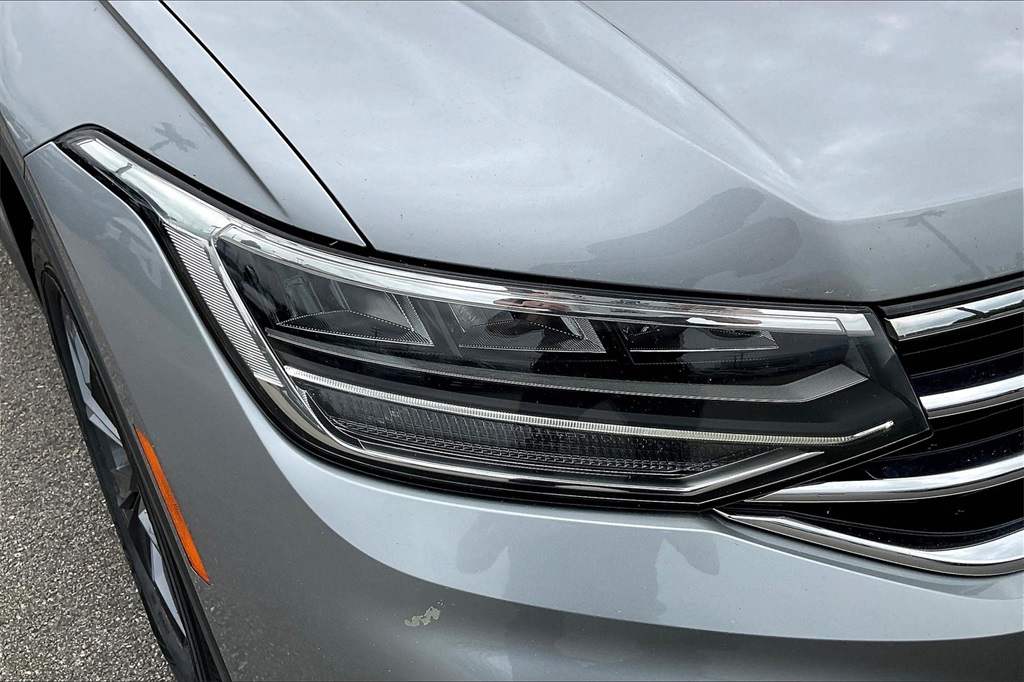 2022 Volkswagen Tiguan 2.0T SE - Photo 30