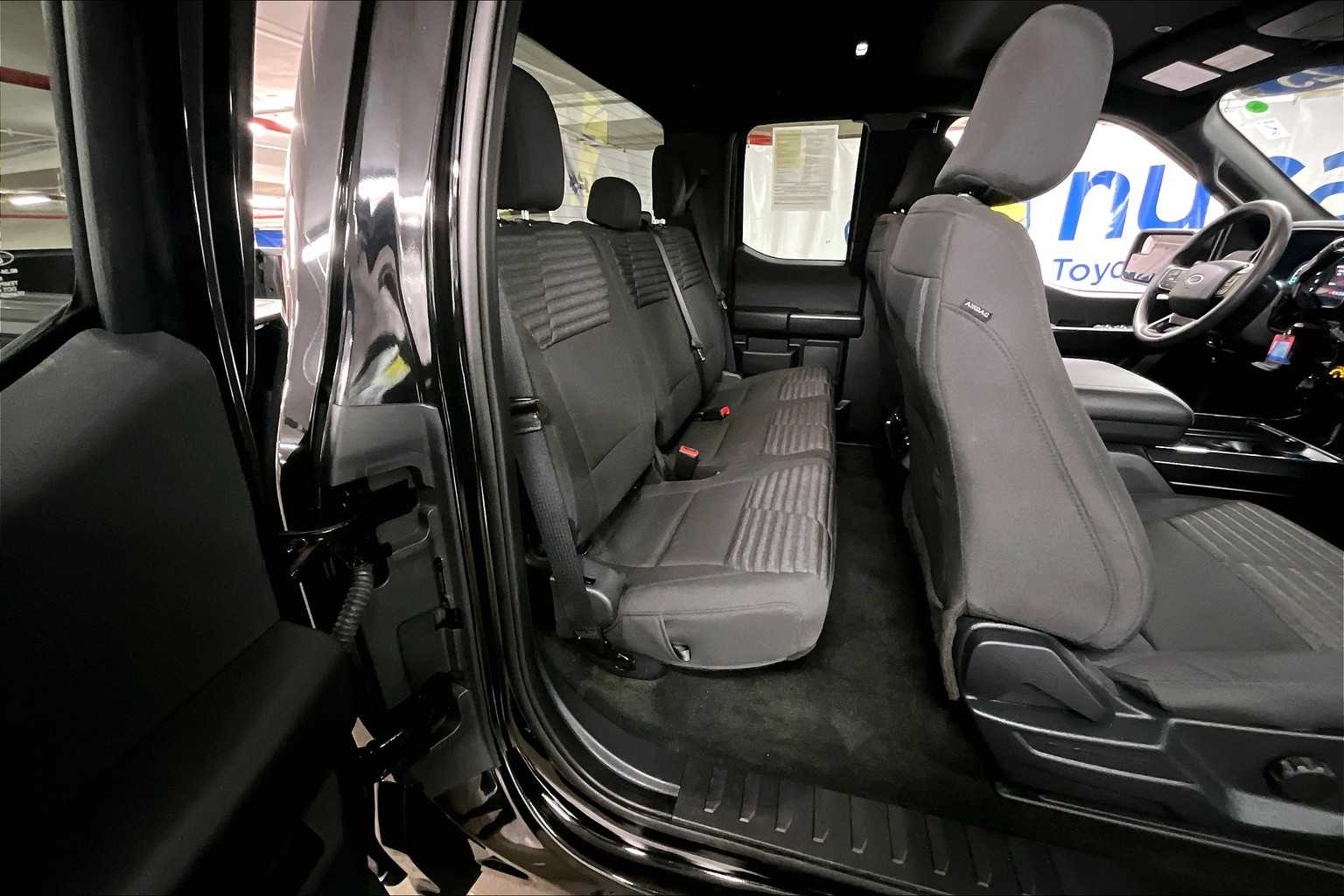 2023 Ford F-150 XL - Photo 16