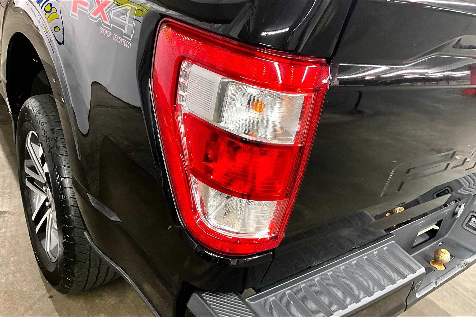 2023 Ford F-150 XL - Photo 33