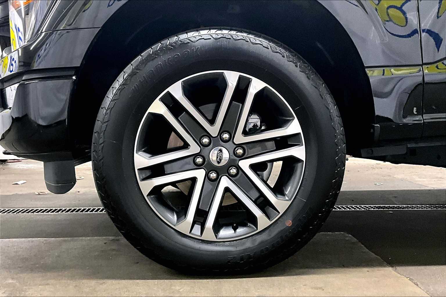 2023 Ford F-150 XL - Photo 7