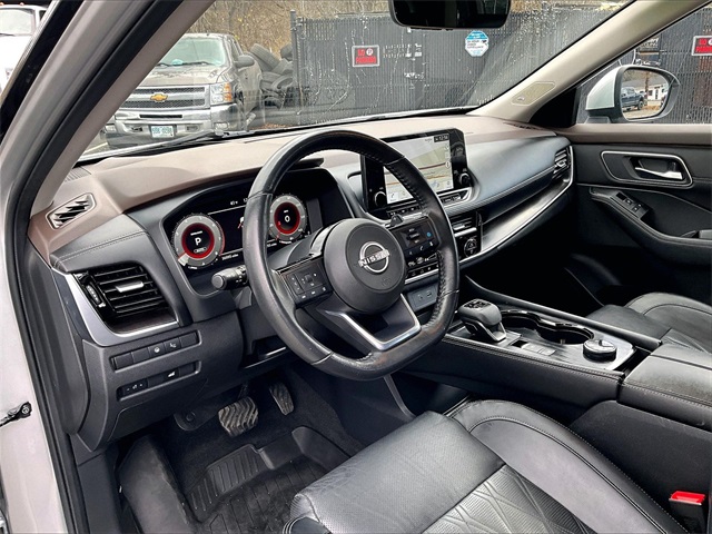 2022 Nissan Rogue Platinum - Photo 14