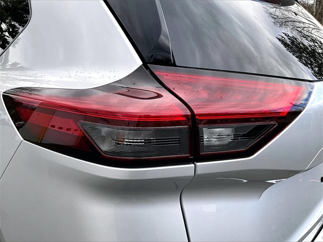 2022 Nissan Rogue Platinum - Photo 32