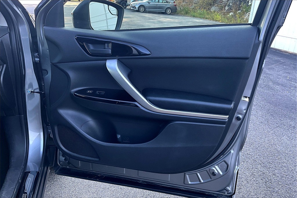 2019 Mitsubishi Eclipse Cross LE - Photo 12