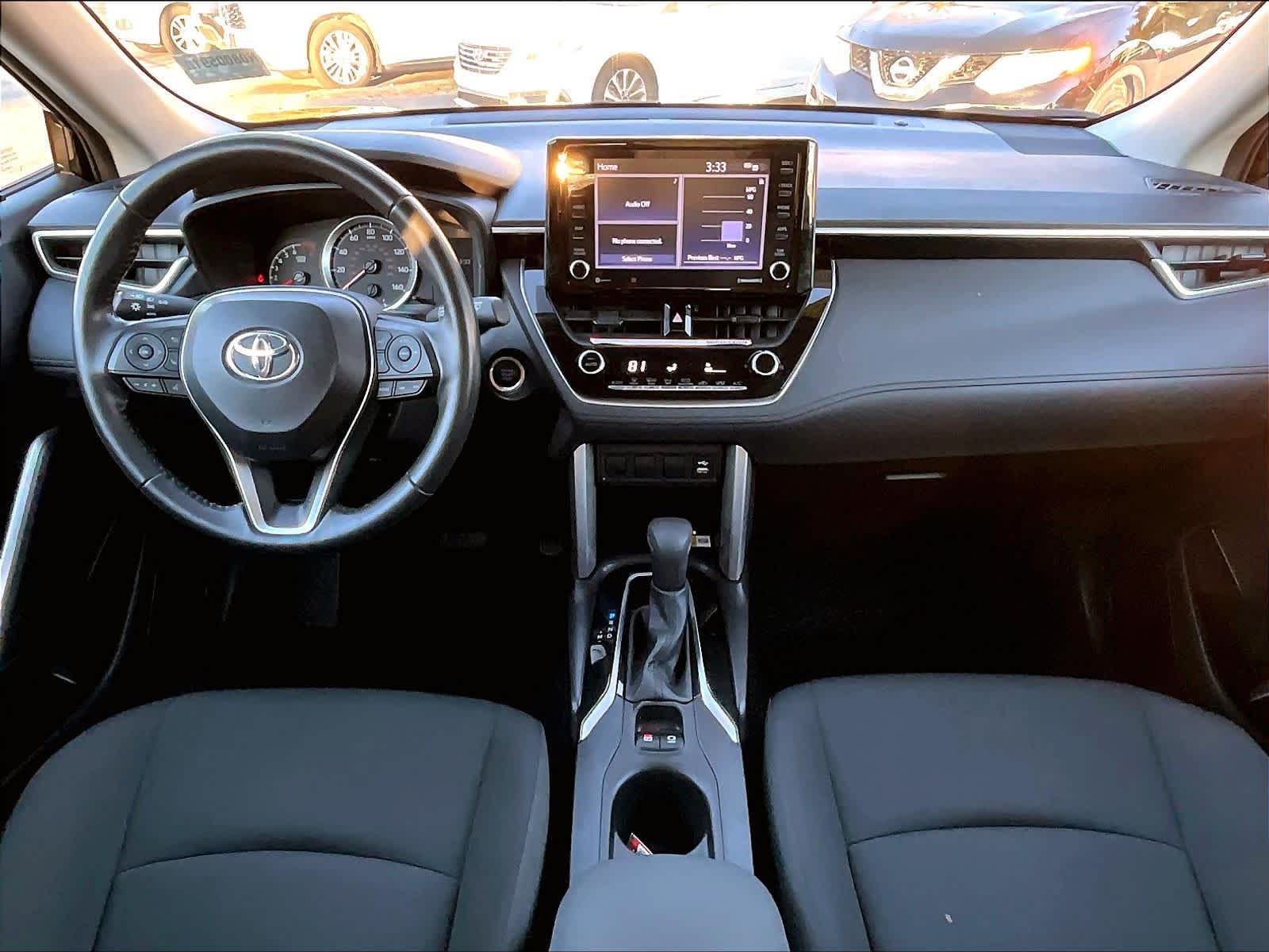 2022 Toyota Corolla Cross LE - Photo 21