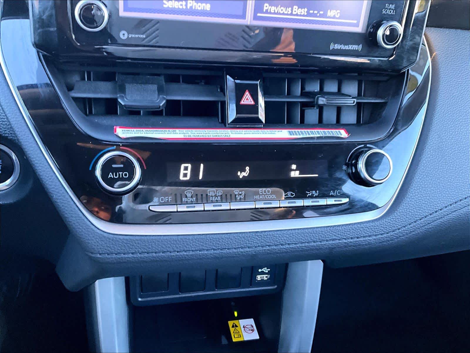 2022 Toyota Corolla Cross LE - Photo 26