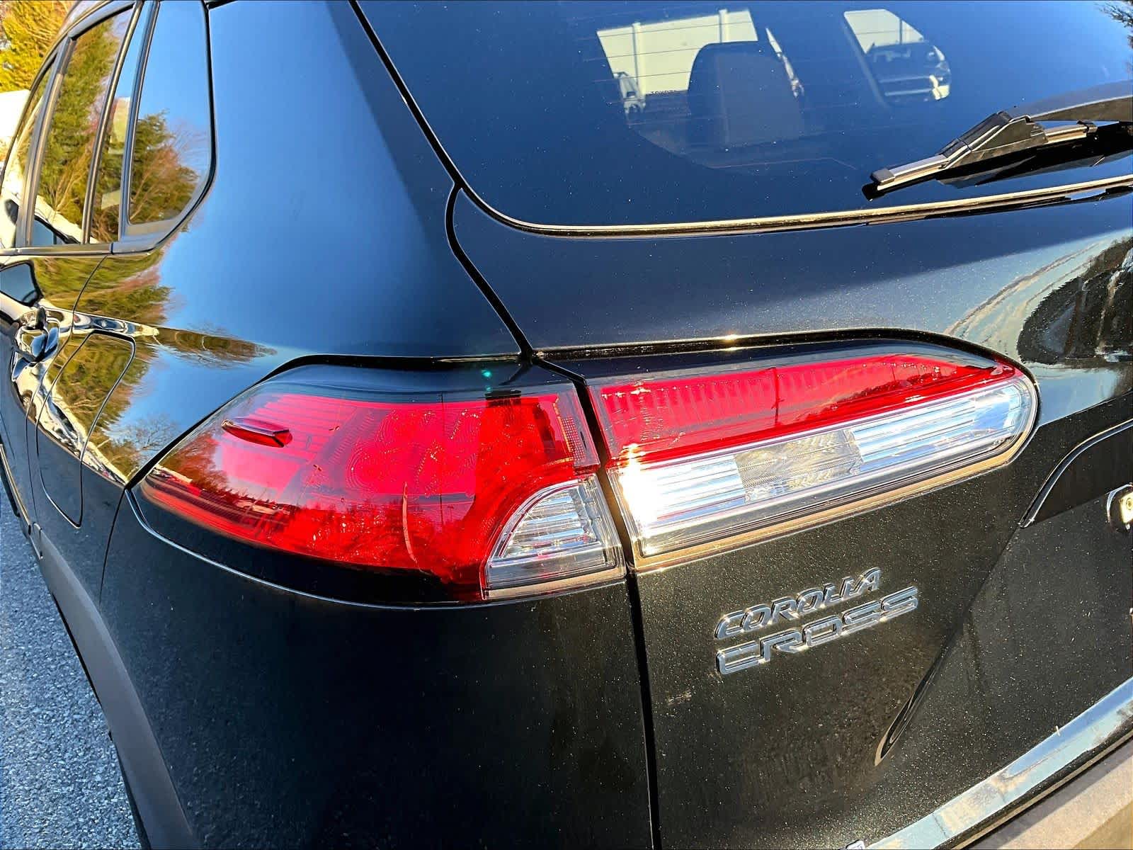 2022 Toyota Corolla Cross LE - Photo 34