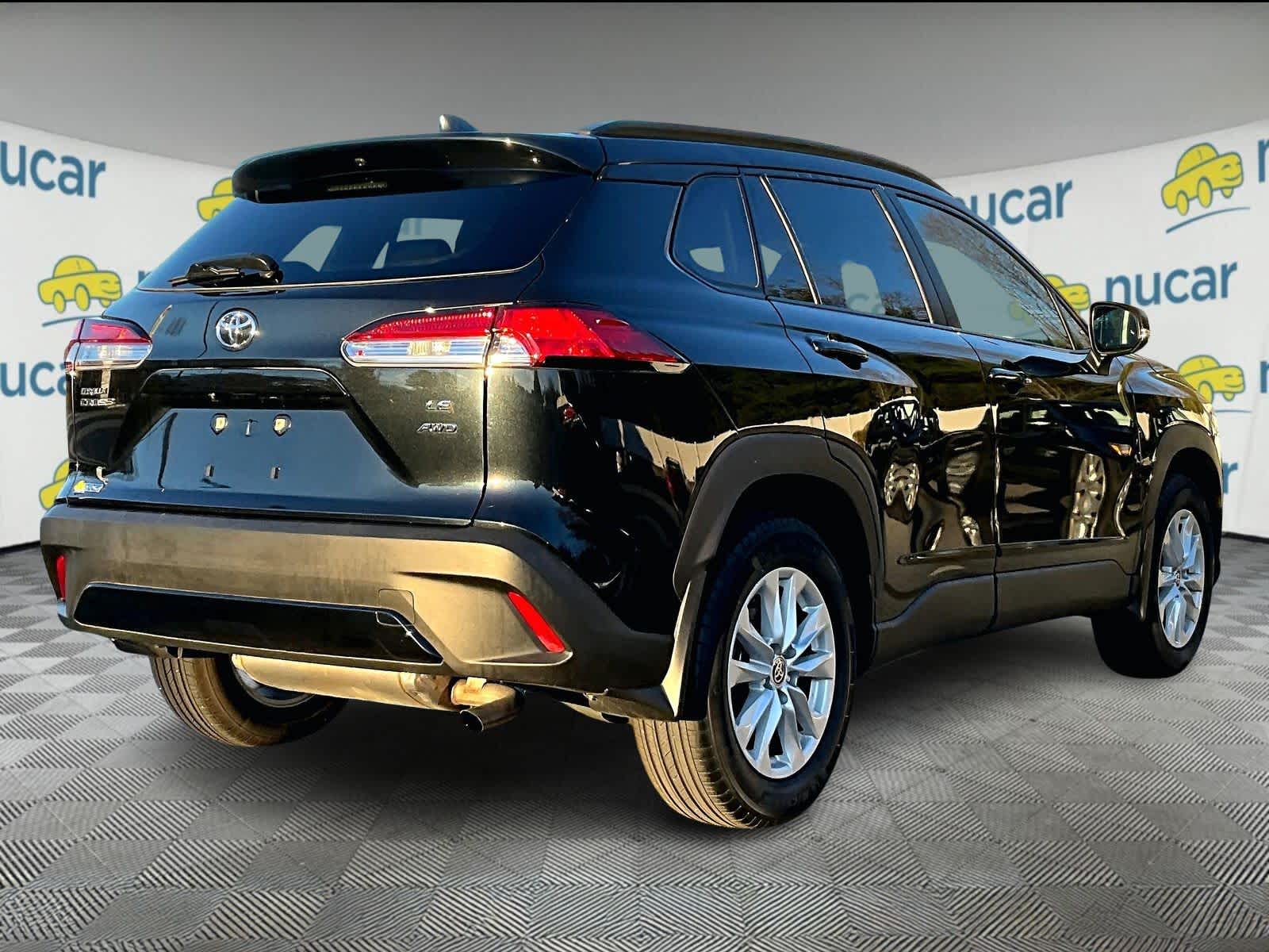 2022 Toyota Corolla Cross LE - Photo 6