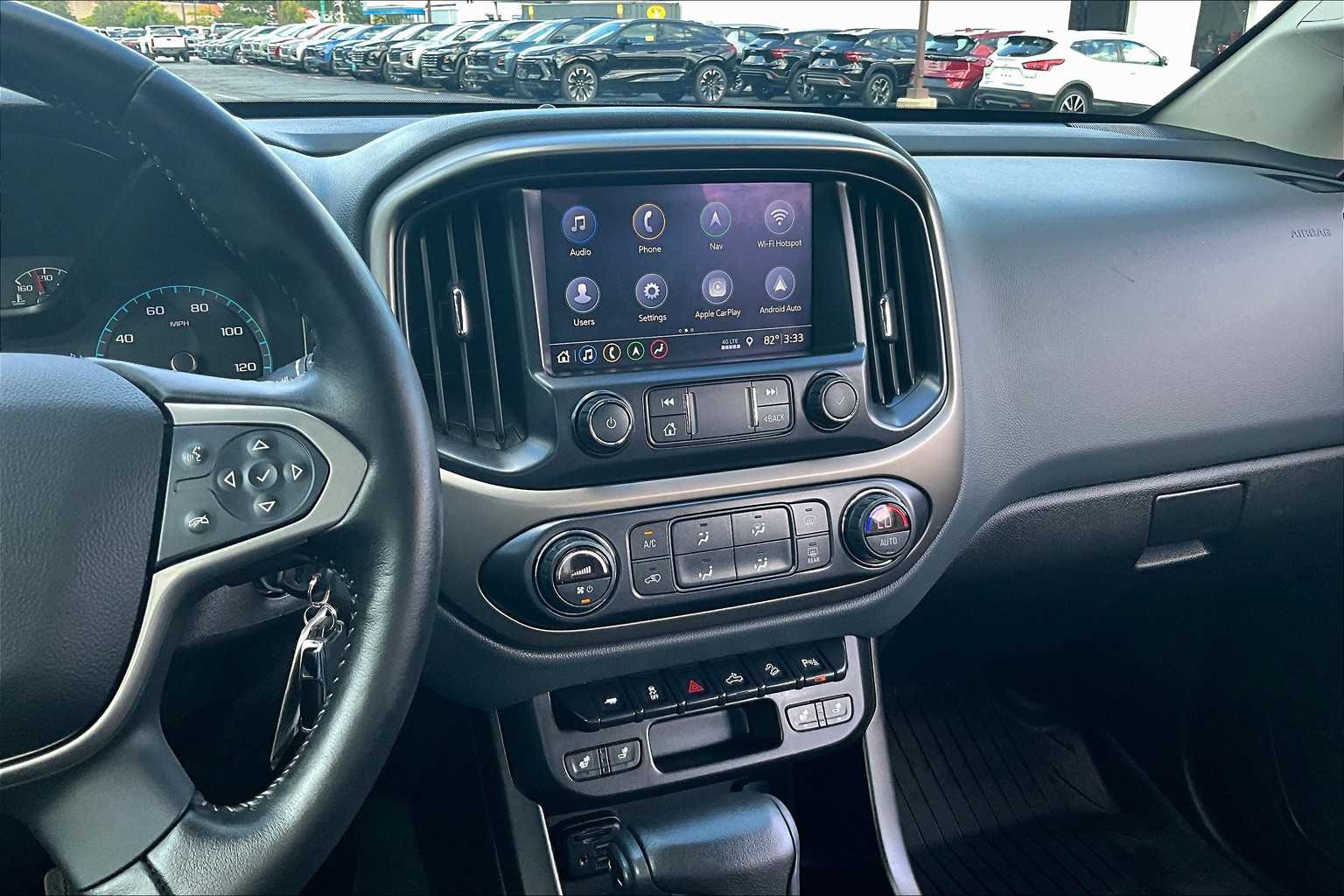 2021 Toyota Venza LE - Photo 17
