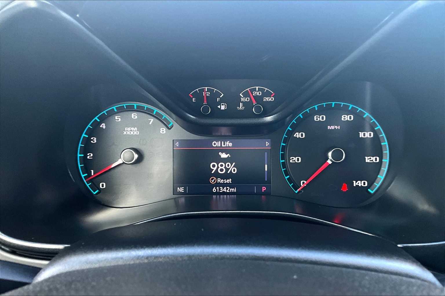 2021 Toyota Venza LE - Photo 25