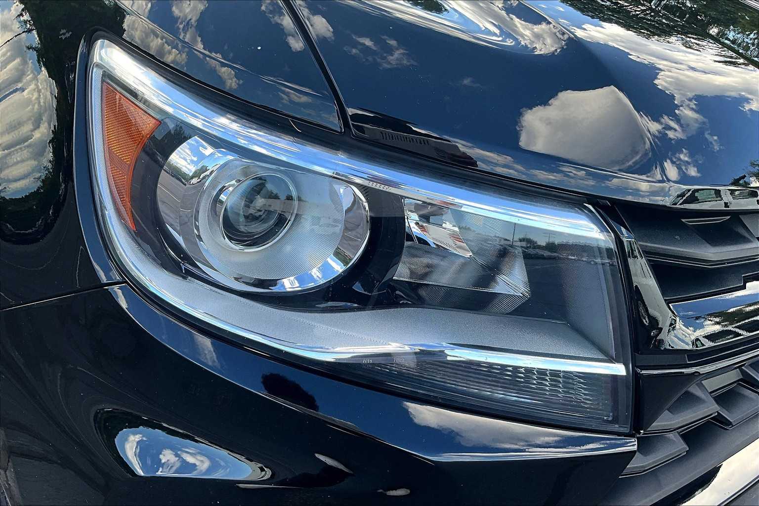 2021 Toyota Venza LE - Photo 32