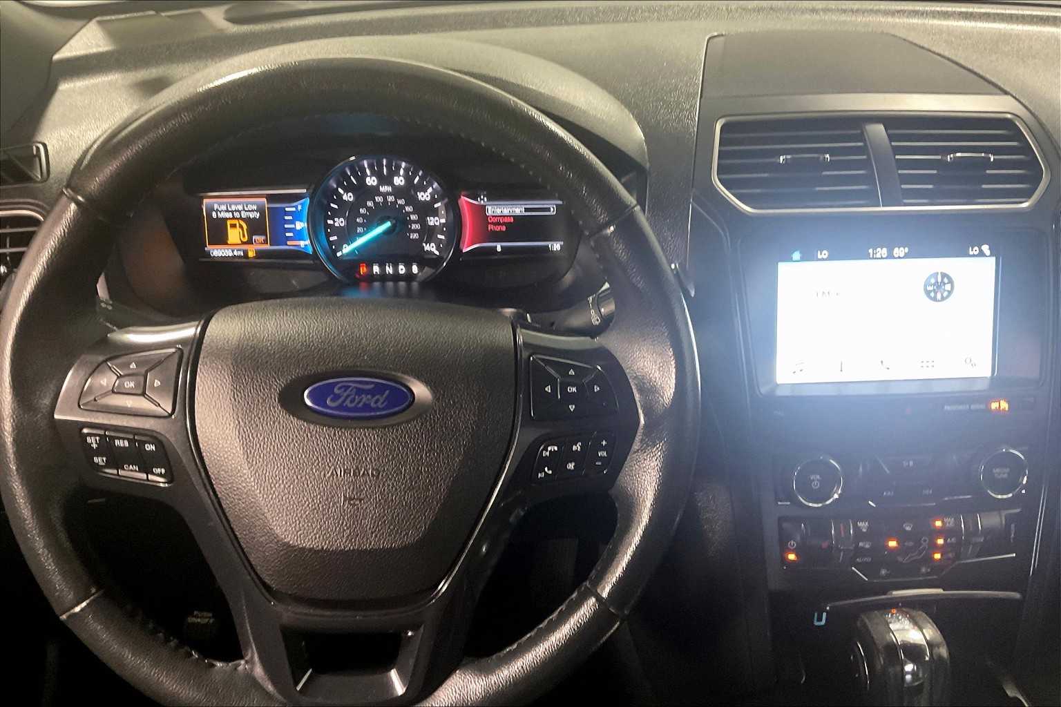 2018 Ford Explorer XLT - Photo 19