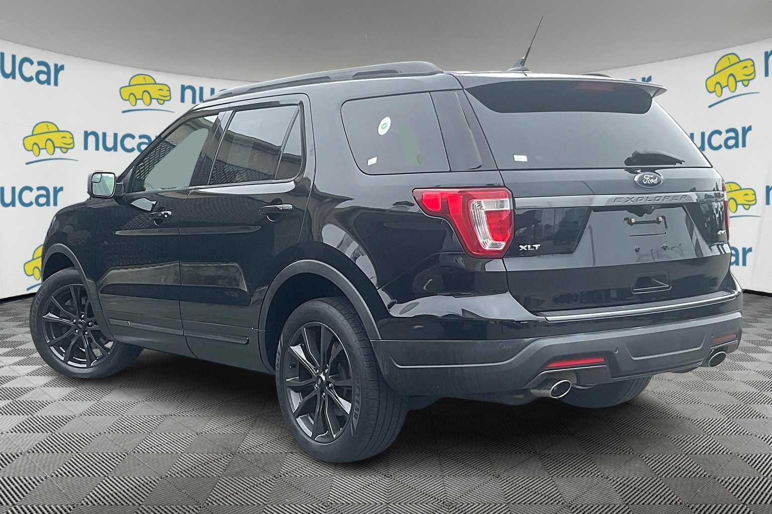 2018 Ford Explorer XLT - Photo 4
