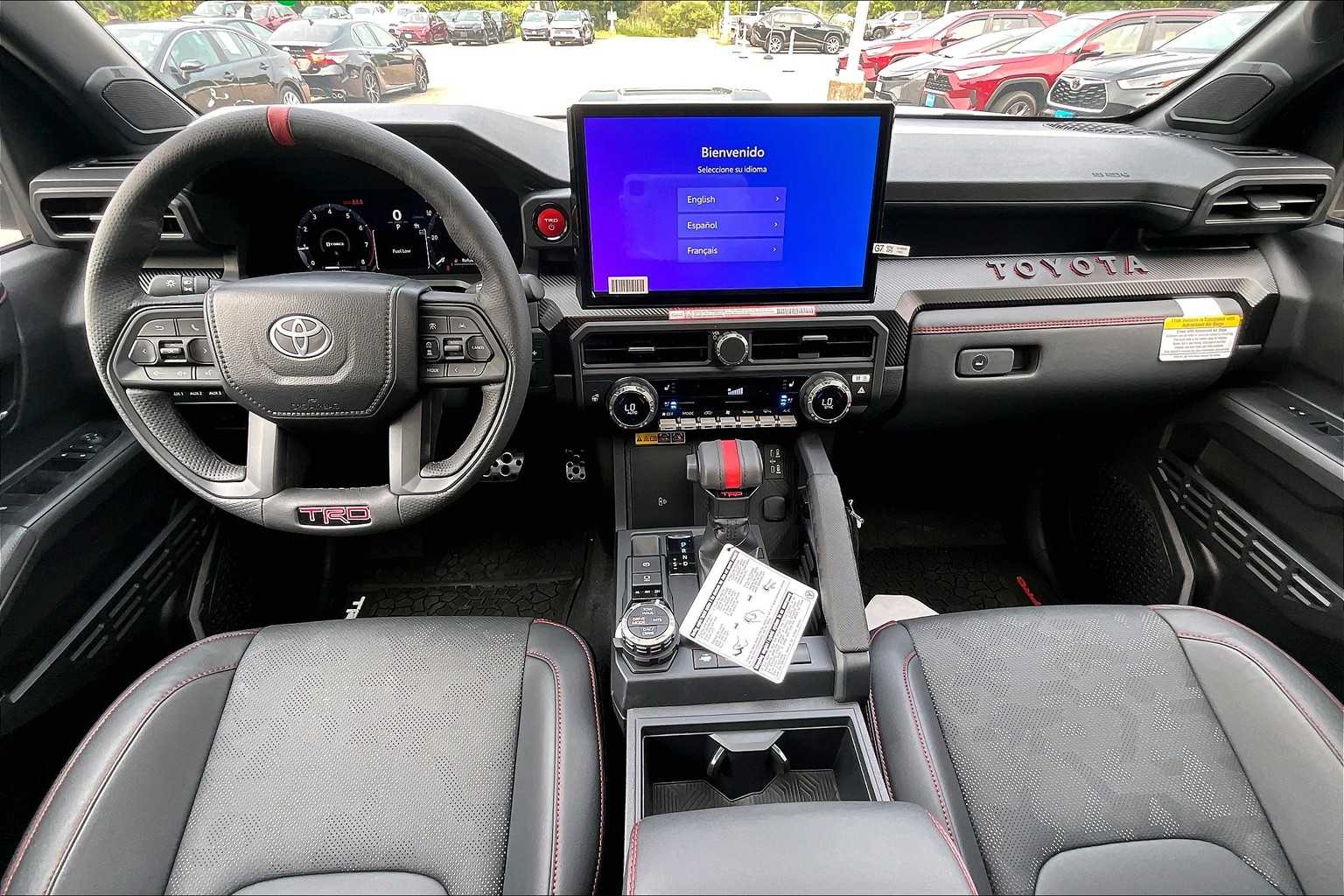 2025 Toyota Tacoma TRD Pro Hybrid - Photo 12