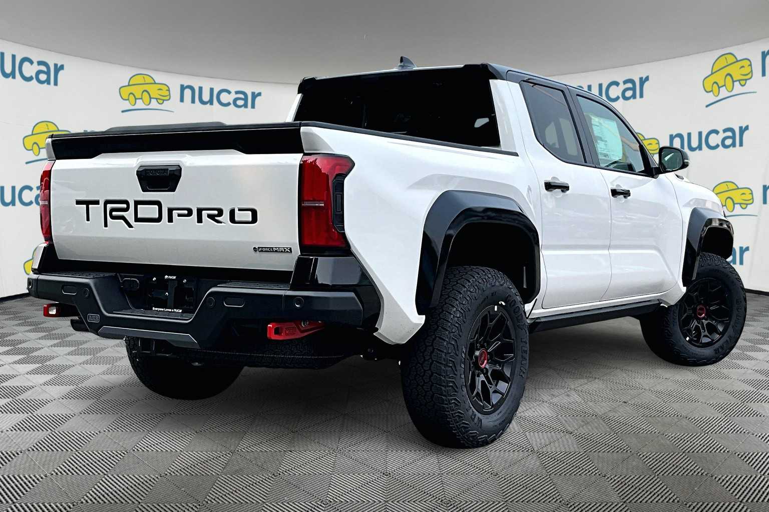 2025 Toyota Tacoma TRD Pro Hybrid - Photo 7