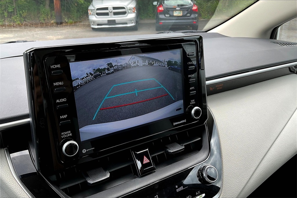 2022 Toyota Corolla LE - Photo 15